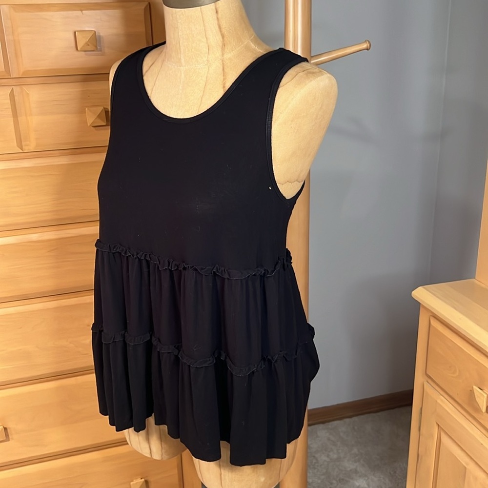 Mikey & Joey Size Small Black Loose Sleeveless Top - image 1